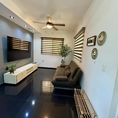 Apt 1 Min To Hotel Zone Pool Free Parking